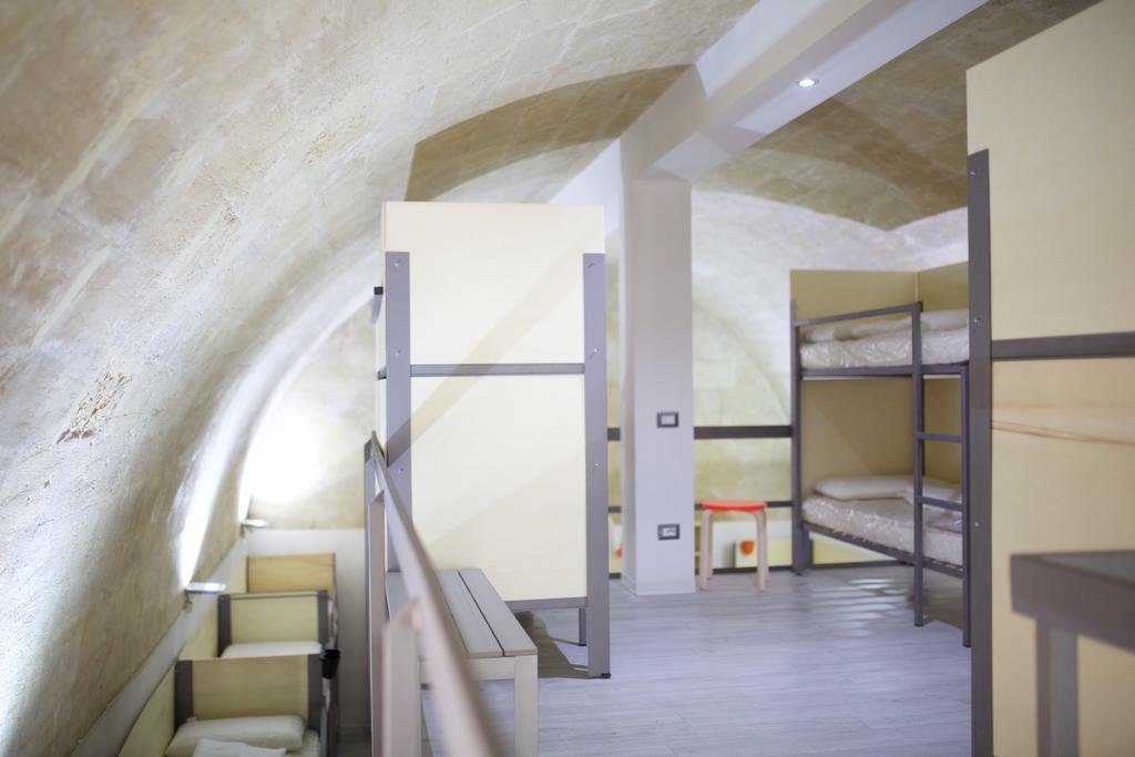 Ostello Dei Sassi - Rooms And Beds Matera Exterior photo